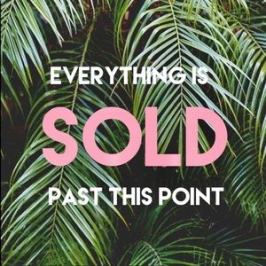 🌴EVERYTHING IS SOLD PASS THIS POINT🌴
